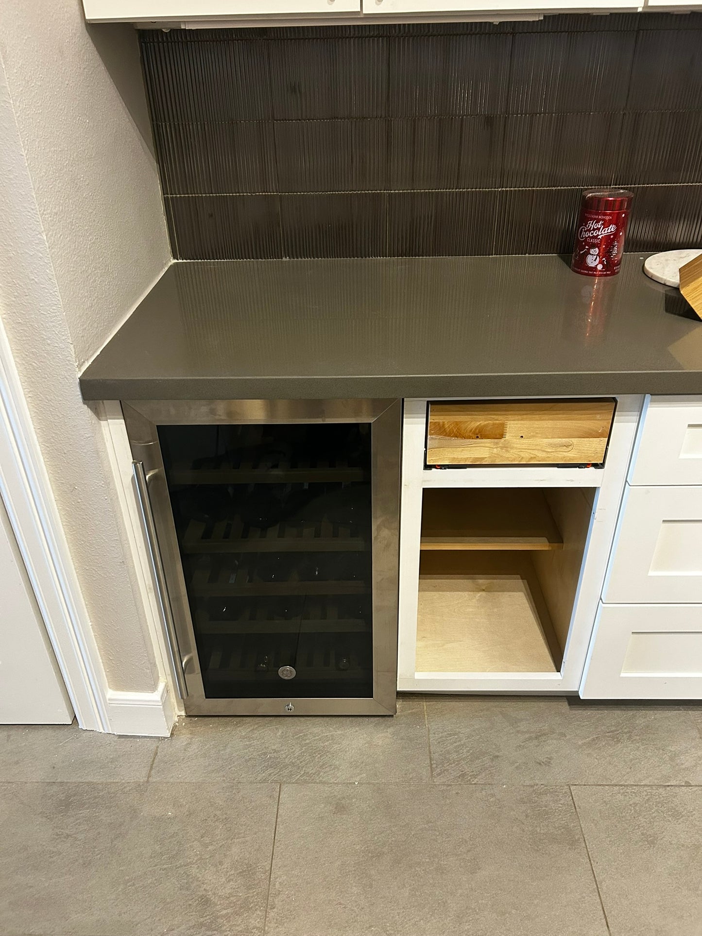 Kitchen cabinets installation